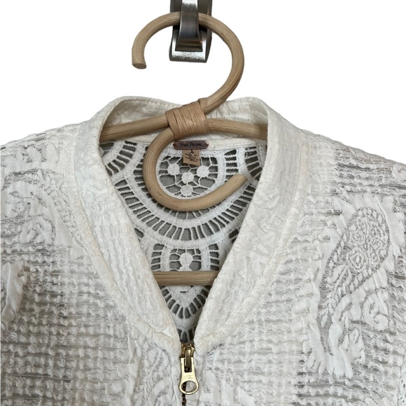 Free People White Lace Cropped Jacket Full Zipper Jacket Size Small - Picture 6 of 12